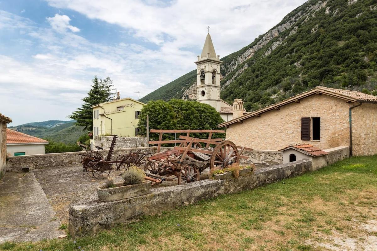 Casa Ridente Nella Valle Del Menotre Con Giardino Pale Экстерьер фото