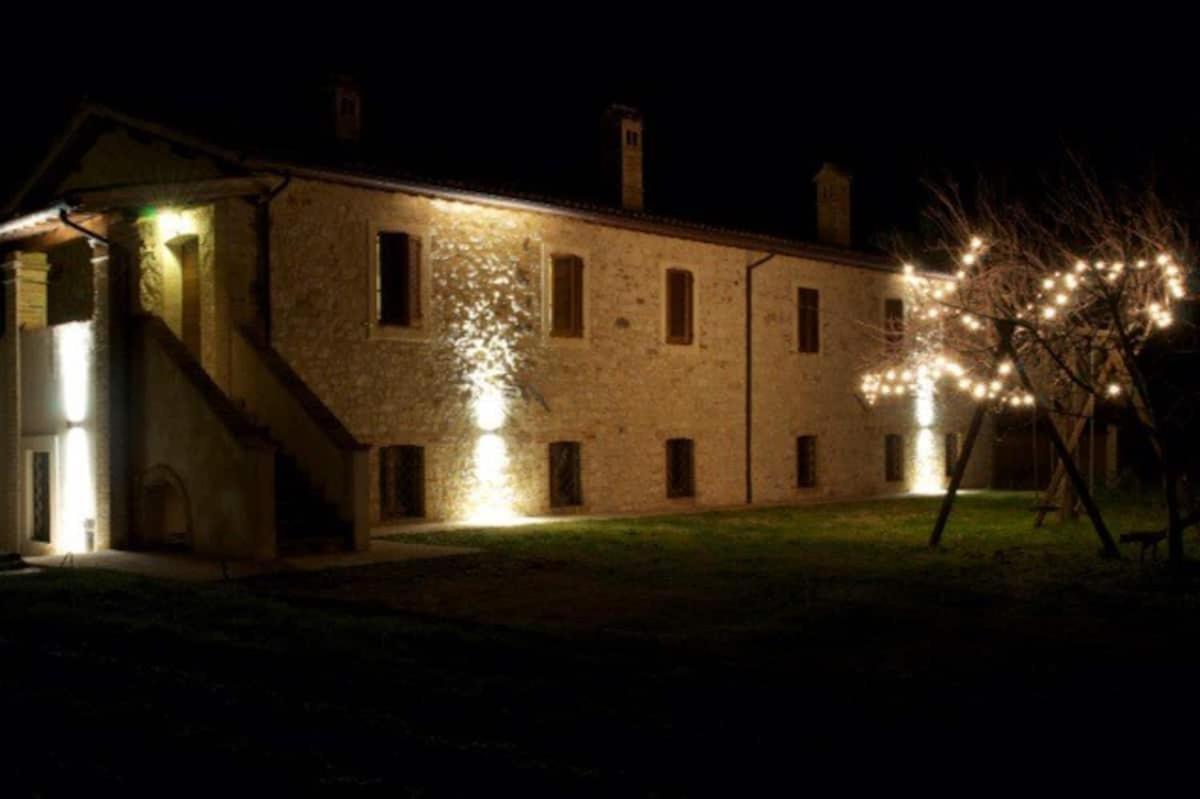 Casa Ridente Nella Valle Del Menotre Con Giardino Pale Экстерьер фото